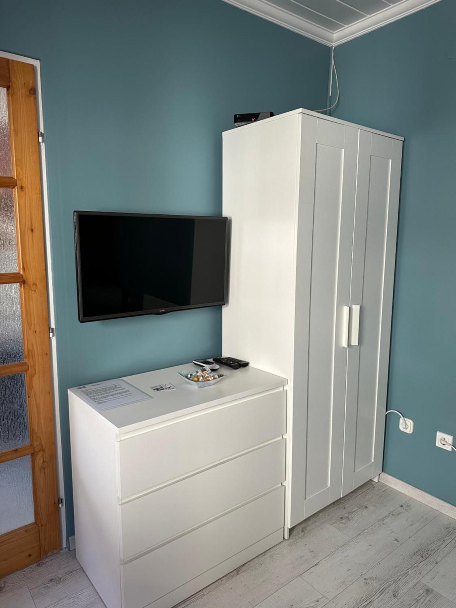 Andrea Apartman Buk
